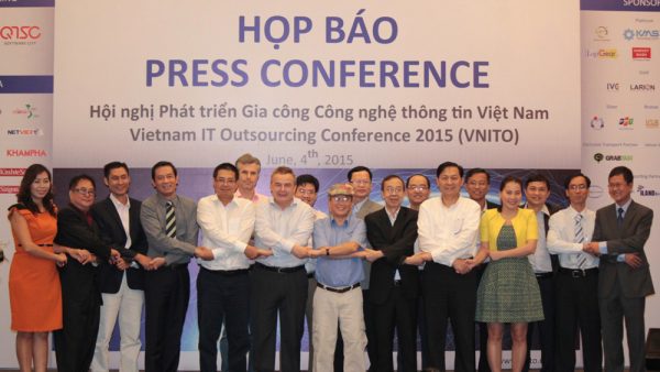 Ban co van - Ban To chuc VNITO 2015