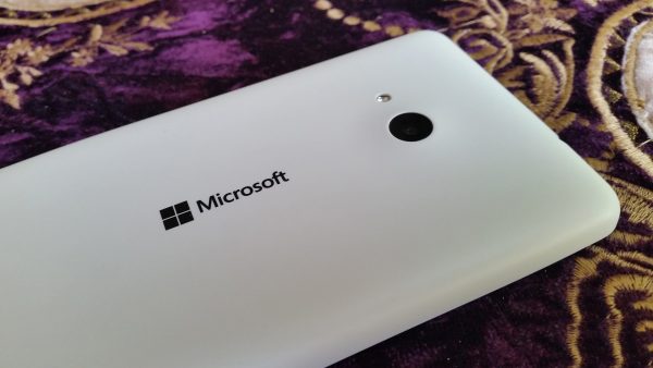 microsoft-smartphone-snapdragon-210